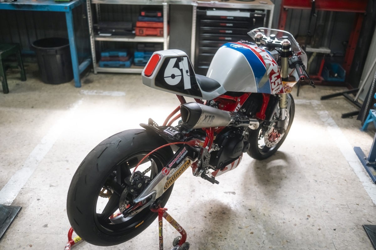 La riconoscete? E' una Royal Enfield Guerrilla 450!